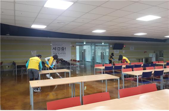 학생자원봉사자2